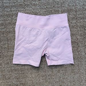 DFYNE pink shorts